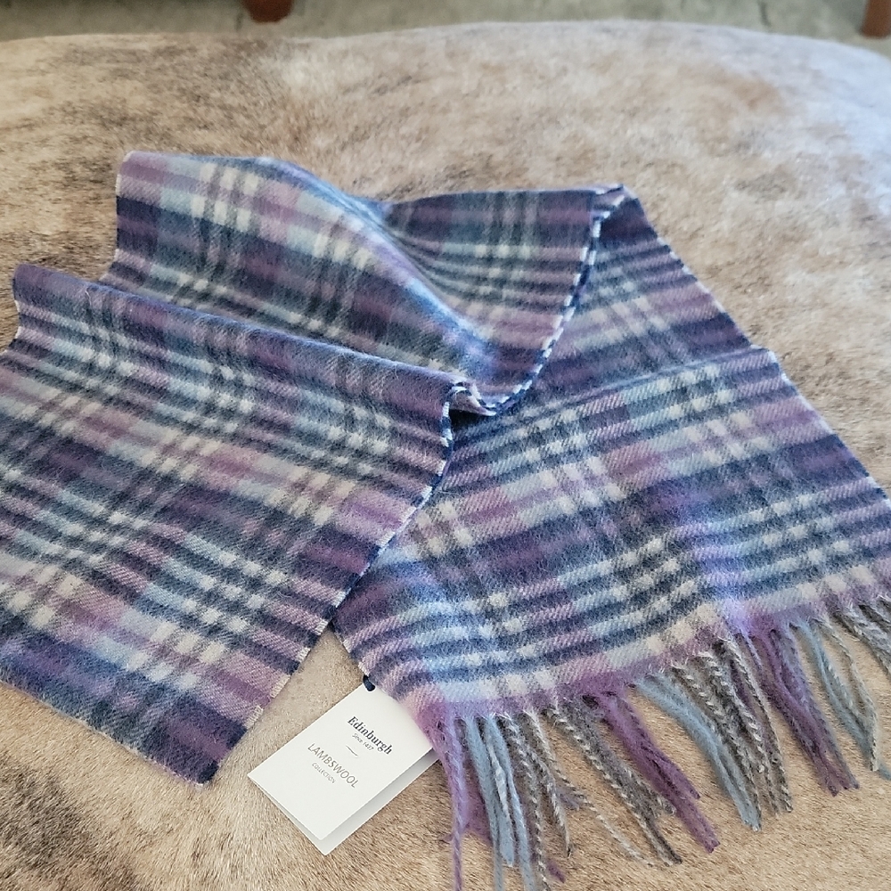 BNWT - Edinburgh 100% Lambswool Tartan Scarf